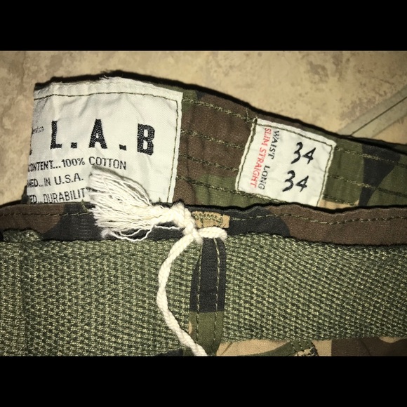 ⭐️3 for $20 Sale‼️ Camo Cargo Pants NWT LAST ONE❗️ - Picture 3 of 3